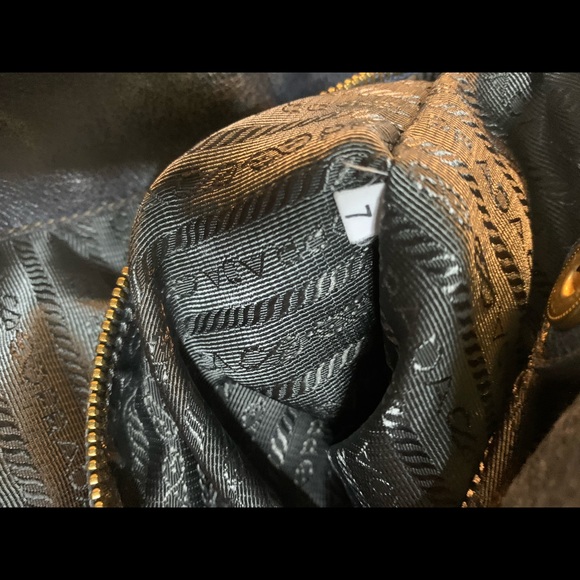 Prada 2 way bag - Picture 6 of 8